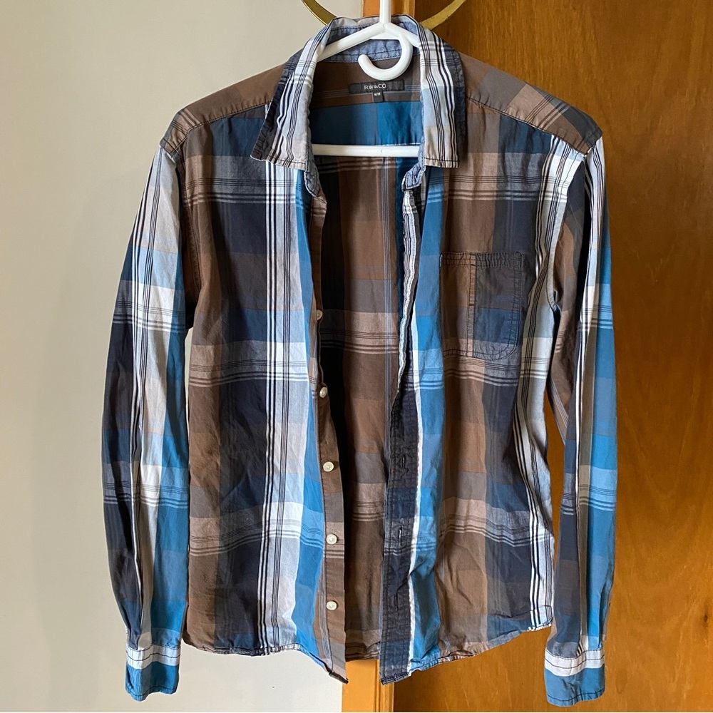 2/$30 || RW&Co Plaid Button-Up Shirt